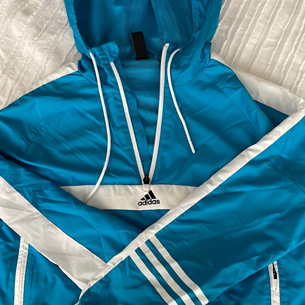 Women’s Adidas Crop Sweatshirt
